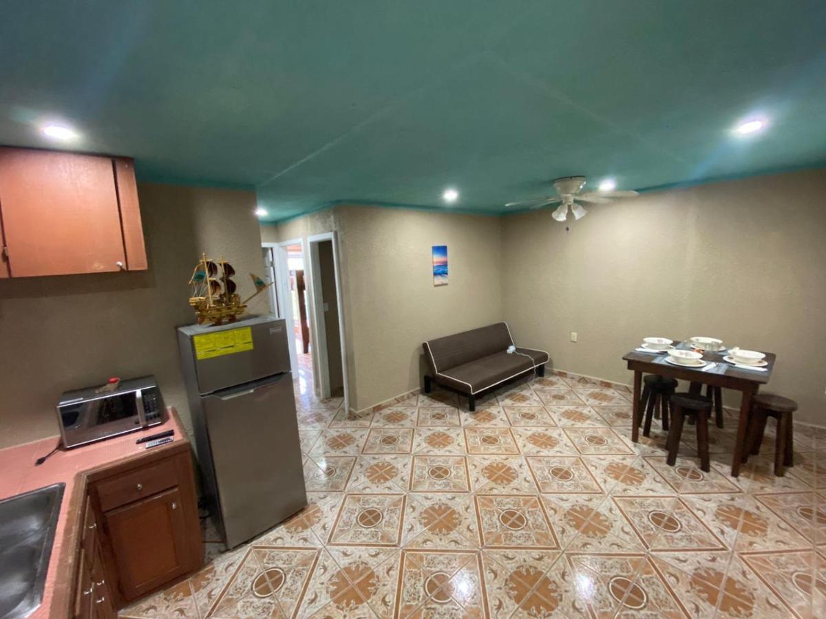 Roatan Forest View Apartment Six Huts Luaran gambar