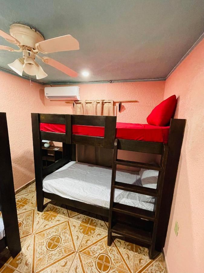 Roatan Forest View Apartment Six Huts Luaran gambar